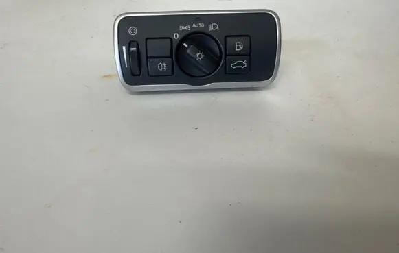 Volvo V70 Light switch 30739448 10096701 150616B
