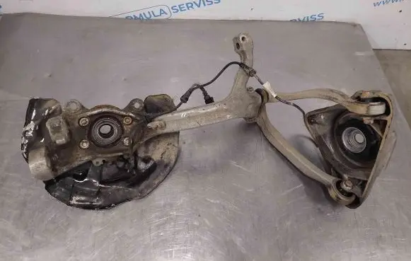 Audi A6 S6 C6 4F Front wheel hub spindle knuckle 4F0407241E