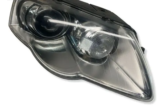 Volkswagen PASSAT B6 Headlight/headlamp 3C0941754K