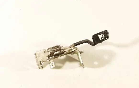 Toyota Corolla Verso AR10 Fuel cap release pull handle 