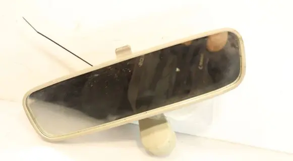 Suzuki Swift I Rear view mirror (interior)