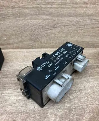 Volkswagen Sharan Coolant fan relay 357919506 898718000