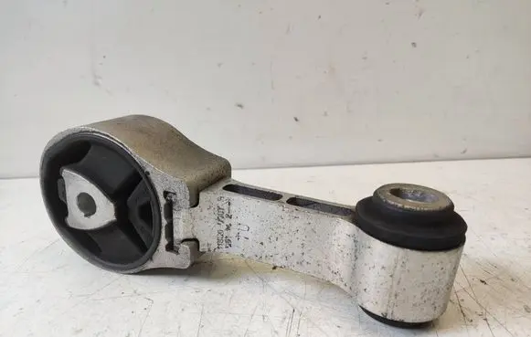 Renault Megane III Engine mount bracket 113560007R