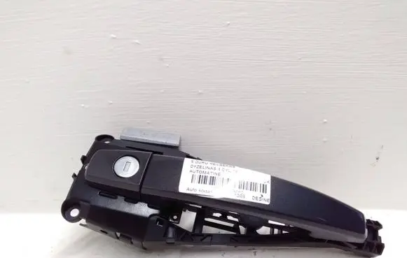 Opel Astra J Front door exterior handle 13577482