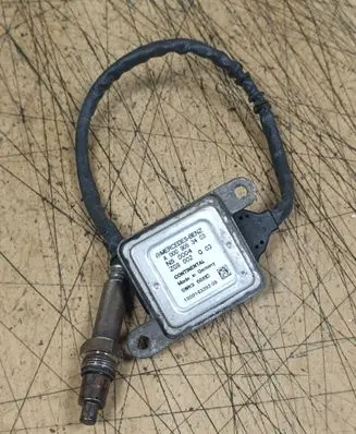 Mercedes-Benz S W222 Lambda probe sensor A0009053403