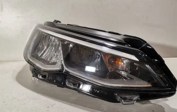 Volkswagen Golf VII Headlight/headlamp 9001VR4AA0HV 90150891 5H1941006