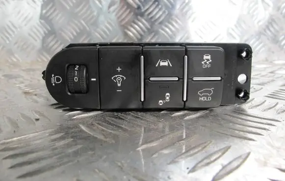 KIA Pro Cee'd III Other switches/knobs/shifts 93700-J7HS0