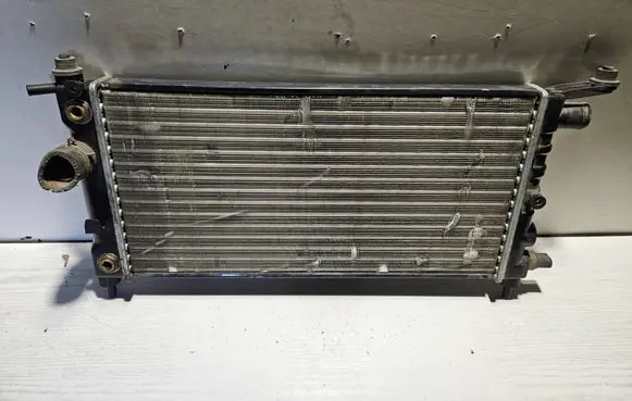 Opel Corsa B Coolant radiator 9000ZV