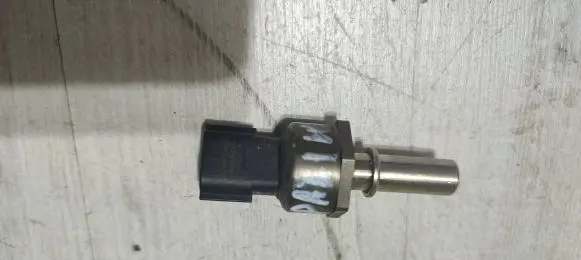 Renault Kadjar Fuel pressure sensor 166398000R