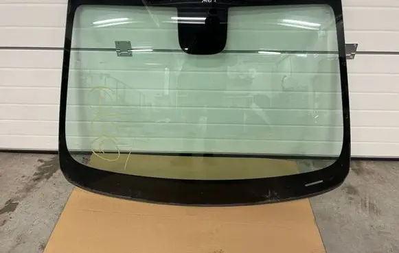 Opel Mokka X Front windscreen/windshield window 