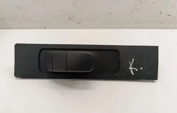 Ford Fiesta Seat belt adjustment rail H1BBA611C46AE