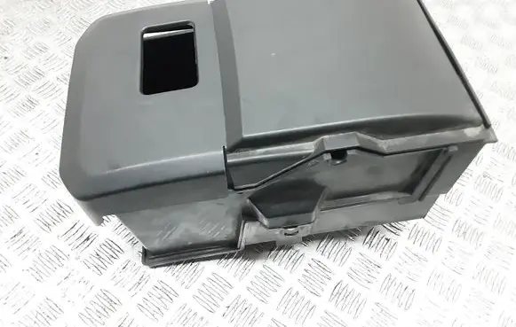 Volvo V50 Battery box tray 30667276