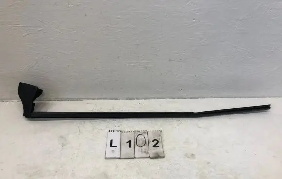 BMW 3 E46 Rubber seal front coupe door window 51328194732