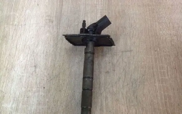 Audi A6 S6 C6 4F Fuel injector 059130277A 060719