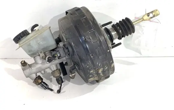 Volvo V70 Brake booster 8646012