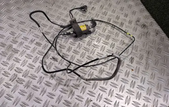 Toyota Proace Webasto circulation pump for autonomous heater 9031364A TM1005348 03013727