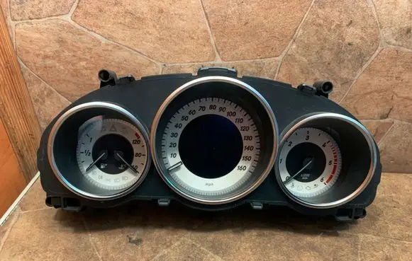 Mercedes-Benz E C207 W207 Speedometer (instrument cluster) A2129001025