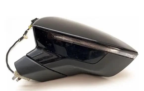 Seat Leon (5F) Front door electric wing mirror LY9T