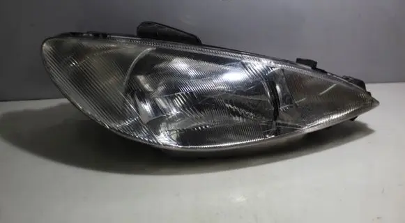Peugeot 206 Headlight/headlamp 08-550-1120R