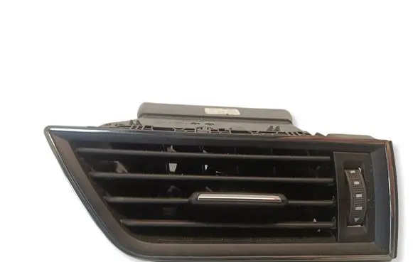 Skoda Superb B8 (3V) Dashboard side air vent grill/cover trim 3V0819702D 14102021 11350