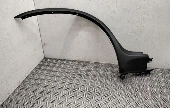 BMW X5 E53 Rear arch trim 8408708