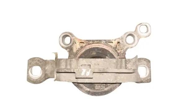 Ford Kuga II Engine mount bracket DV616F012HA