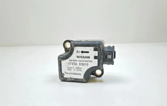 Nissan X-Trail T30 ESP acceleration yaw rate sensor 47930EQ010
