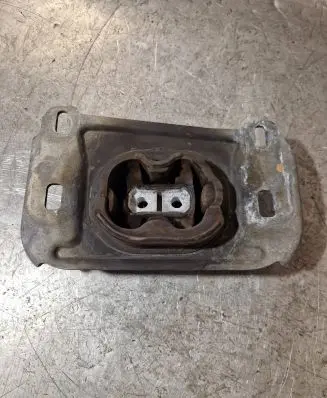 Citroen Jumpy Gearbox mounting bracket 9673768680