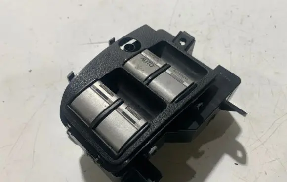 Honda FR-V Electric window control switch M27709