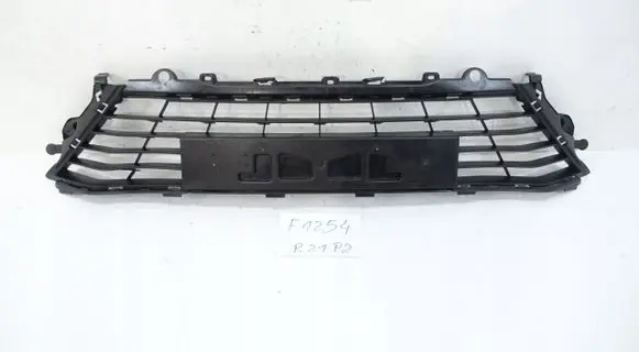 Renault Megane IV Tow hook cap/cover 622544180R