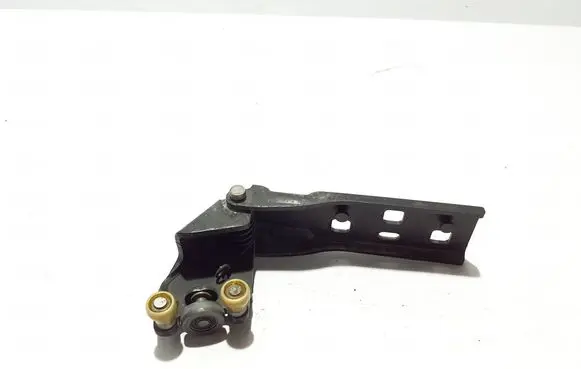 Opel Vivaro Sliding door middle roller runner 777650730R