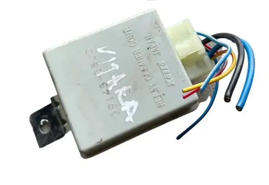 Suzuki Grand Vitara II Other control units/modules 3914565J0
