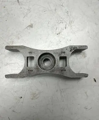 Skoda Octavia Mk3 (5E) Fuel Injector clamp holder 