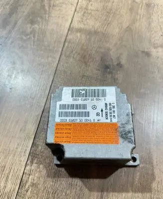 Mercedes-Benz S W220 Airbag control unit/module 0028203826