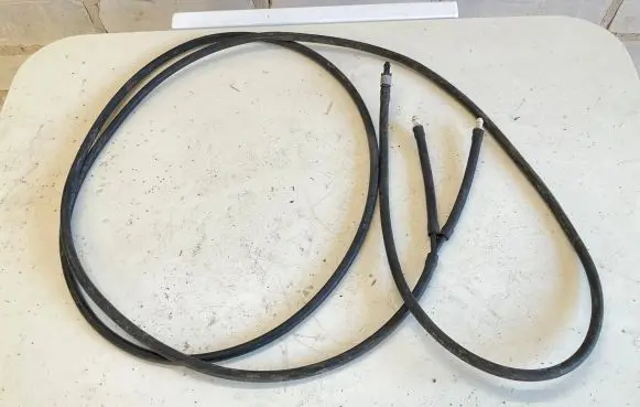 Volvo XC90 Windshield washer fluid hose 