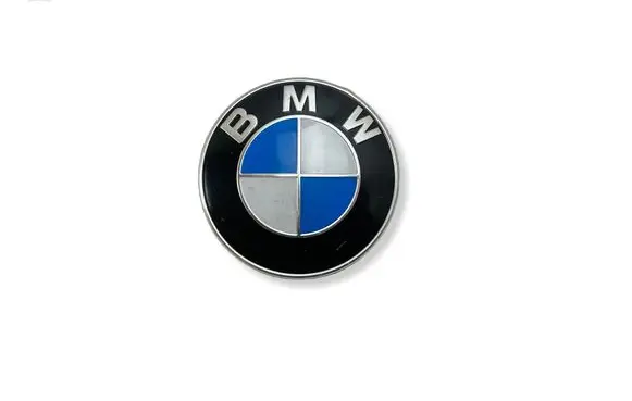 BMW 5 F10 F11 Manufacturer badge logo/emblem 7057794