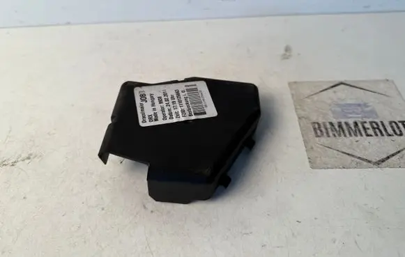 Audi A6 S6 C6 4F Fuse box cover A053063
