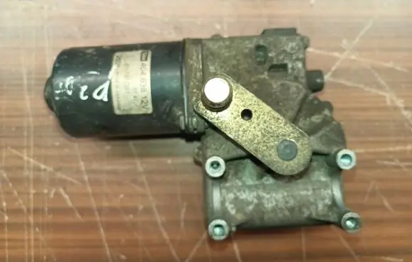 Citroen C4 I Wiper motor 404638