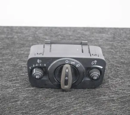 Ford Fiesta Light switch