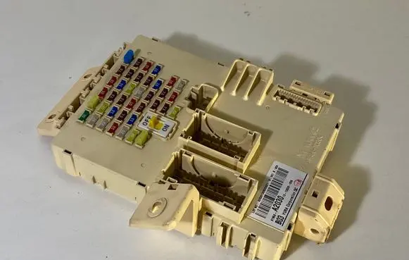KIA Ceed Fuse module 91950A2030