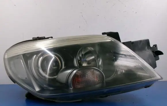 Mitsubishi Outlander Headlight/headlamp