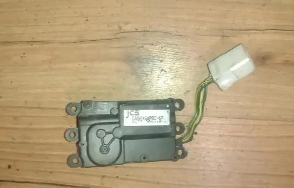 Mazda Xedos 6 Air flap motor/actuator