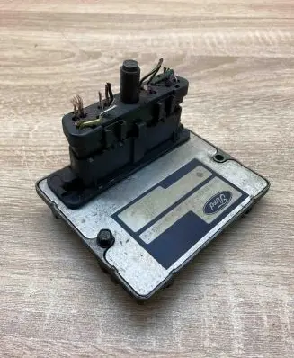 Ford Mondeo MK I Engine control unit/module ECU 93BB9F480BB