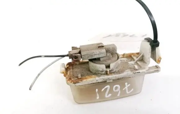 Nissan Cube Z12 Number plate light 6245 E130620
