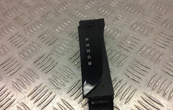 Toyota C-HR I Gear shift selector indicator 76K512RHD