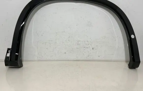 Volkswagen Tiguan Front arch trim 57L853718A
