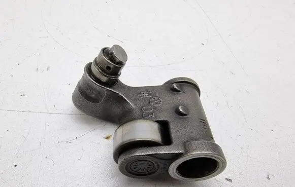 Volkswagen PASSAT B6 other engine part