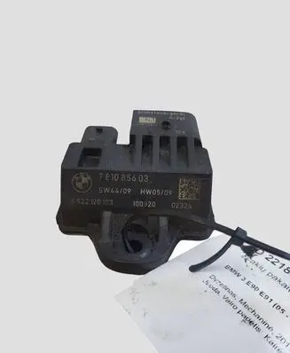 BMW 3 E90 E91 Glow plug pre-heat relay 781085603 0522120103