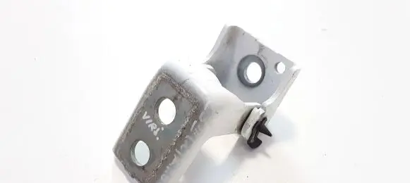 Citroen C3 Aircross Rear door upper hinge 030B0