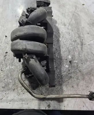 Ford Galaxy Intake manifold 95WF9424AD